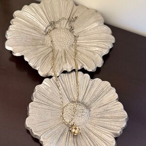 Lia Sophia Gold Pendant Necklace